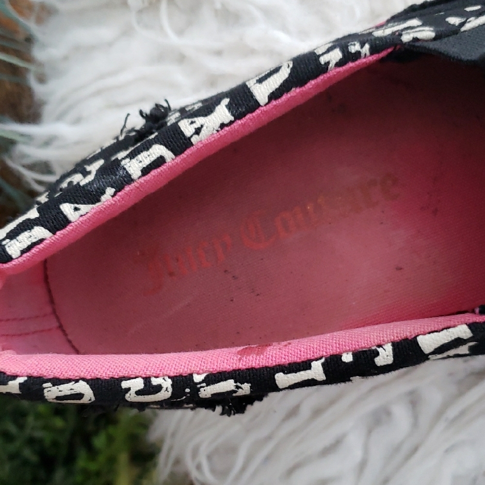 Juicy Couture Black and Pink Logo Slip-On Sneakers - Picture 2 of 5